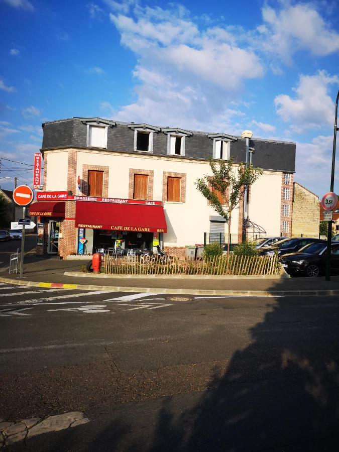 Cafe De La Gare Bessancourt Exterior foto